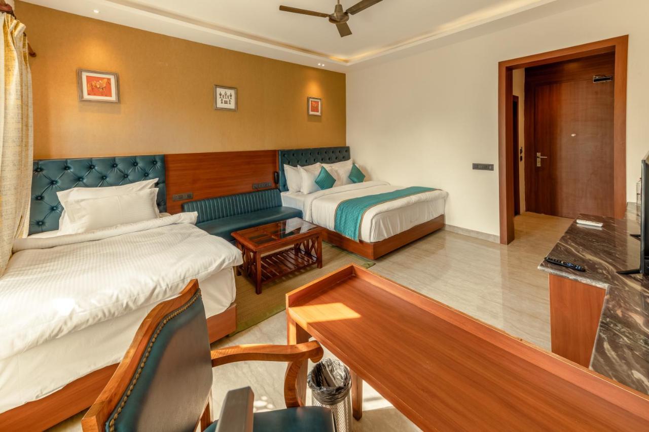 Hotel White Rabbit Пушкар Экстерьер фото