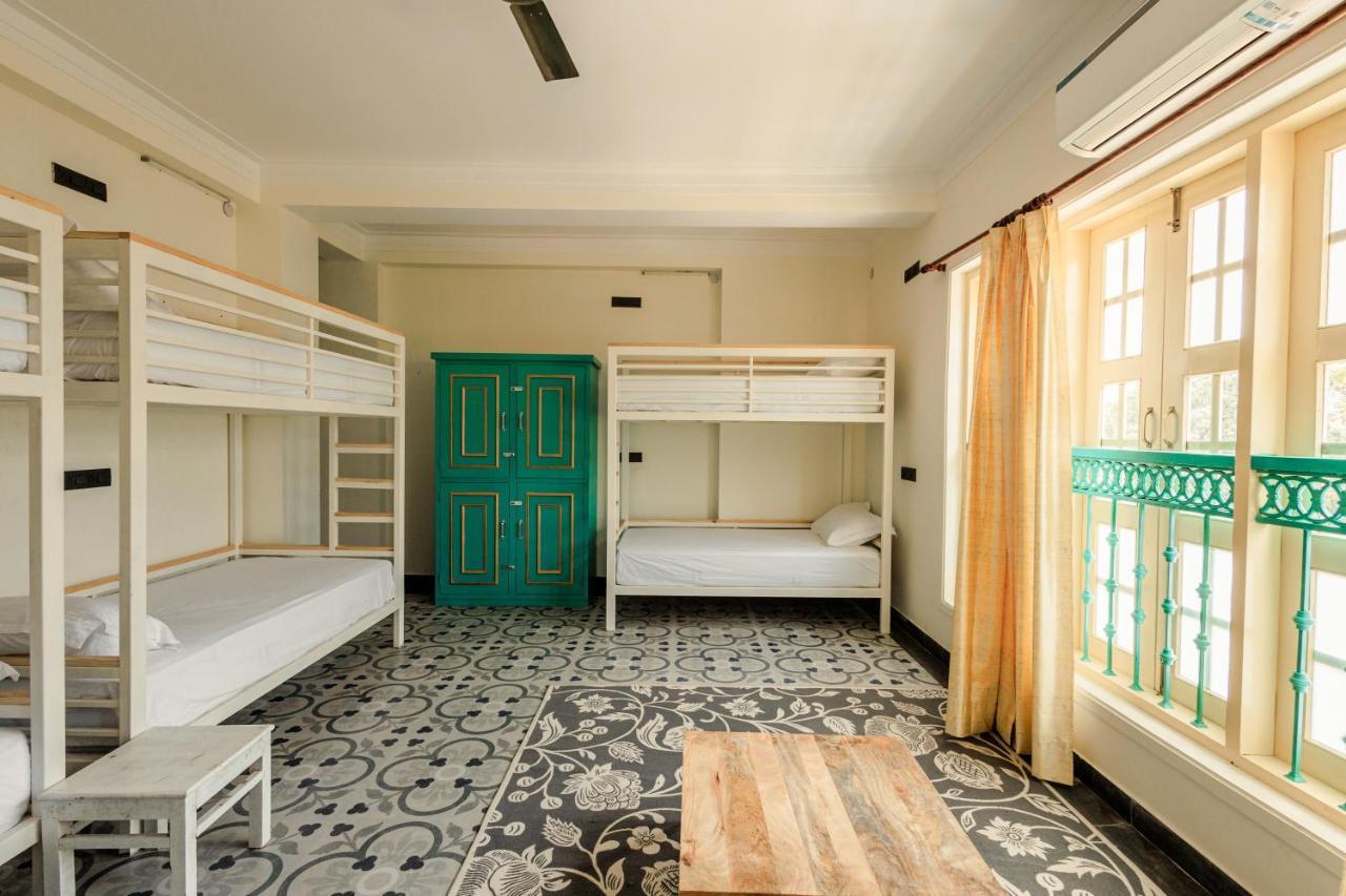 Hotel White Rabbit Пушкар Экстерьер фото